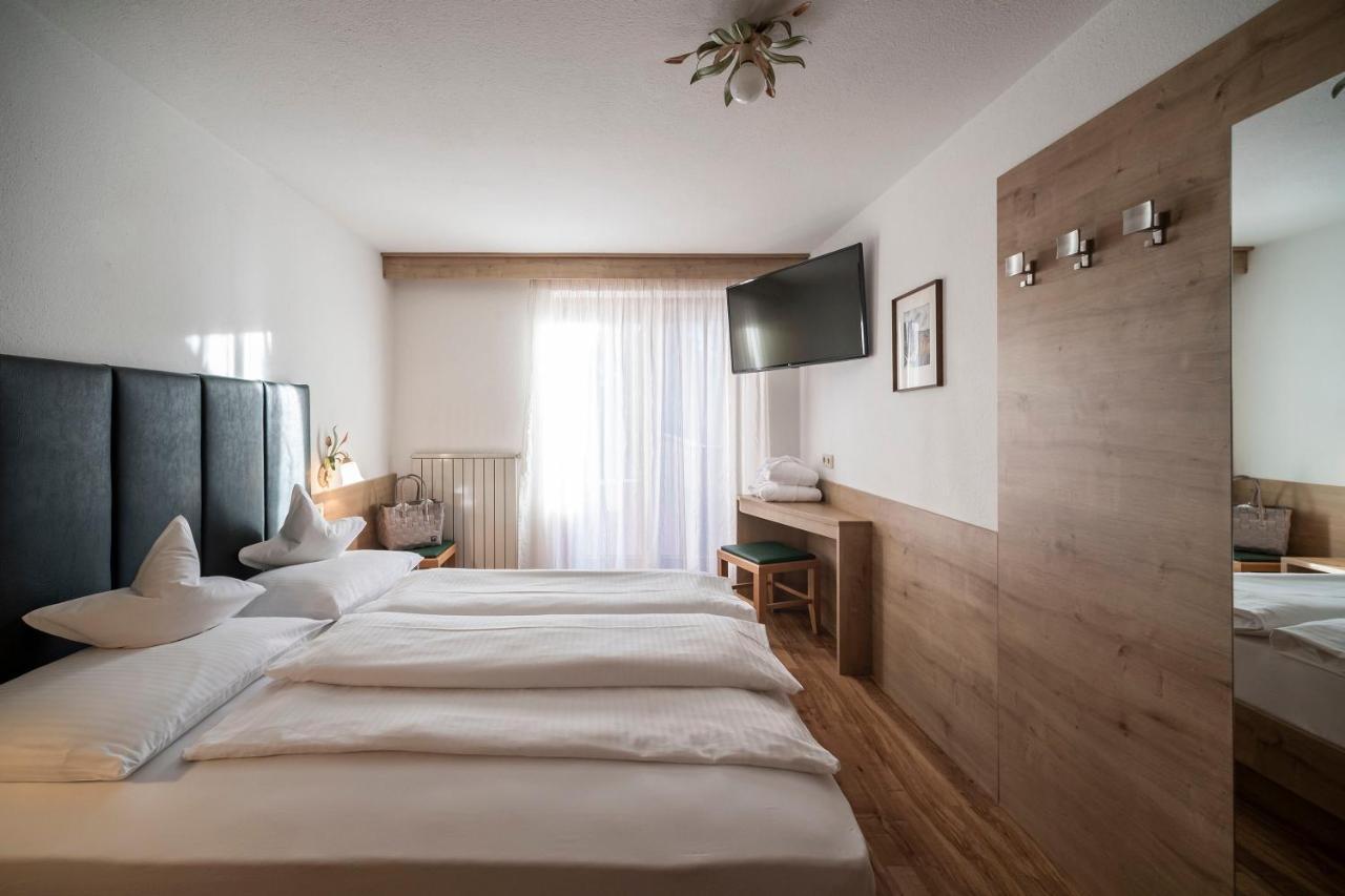Hotel Plan Murin Ла-Валле Экстерьер фото